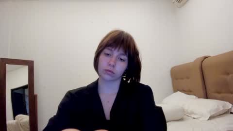 Snapshot of warm_june chatting on 02-03-25, 10:21 June online show from 02-03-25, 10:21