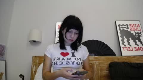 Snapshot of warm_june chatting on 04-13-26, 12:21 June online show from 04-13-26, 12:21