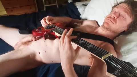 Warren Kener online show from 12-19-25, 04:41