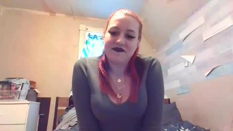 warwhore24 online show from 12-27-24, 05:16