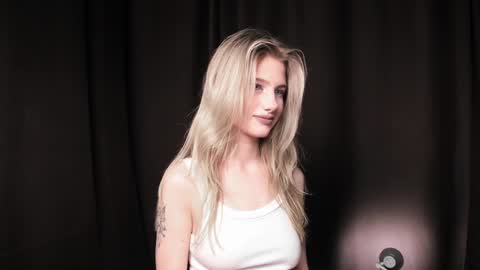 waterfallwoods online show from 12-19-24, 07:51