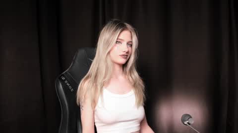 waterfallwoods online show from 12-24-24, 04:40