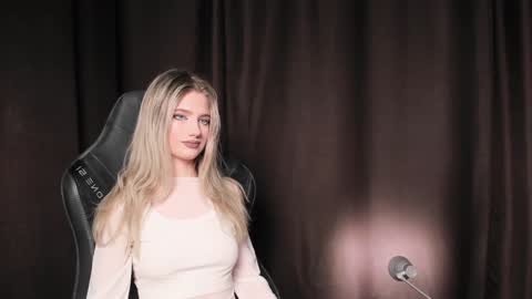 waterfallwoods online show from 12-25-24, 04:11