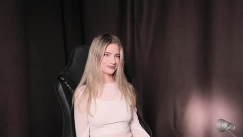 waterfallwoods online show from 12-28-24, 04:52