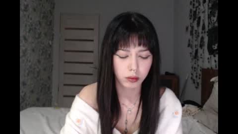 Snapshot of wavy_nights chatting on 07-12-26, 05:59 Mina online show from 07-12-26, 05:59
