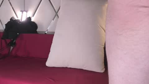 Snapshot of waynemiller_ chatting on 02-28-25, 07:58 Wayne online show from 02-28-25, 07:58