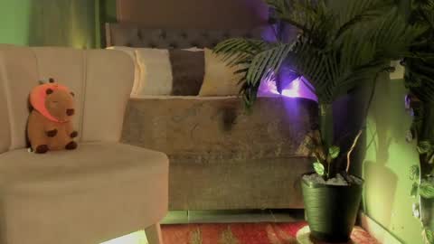 Wayuu Goddess  3 online show from 12-30-24, 08:15