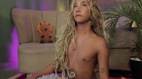 Wayuu Goddess  3 online show from 01-08-25, 06:41