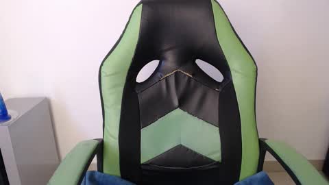 Trixie 3 online show from 02-08-26, 12:52