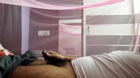 Snapshot of wearcondom chatting on 12-20-24, 08:23 sexyguy online show from 12-20-24, 08:23