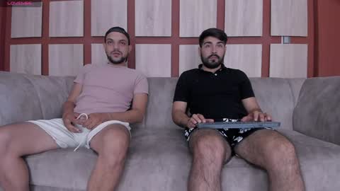 Jhonny Dick  his neighbors. online show from 12-11-24, 01:39