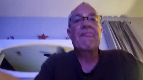 Snapshot of webcamateurs chatting on 11-28-25, 02:25 webcamateurs online show from 11-28-25, 02:25