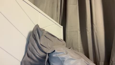 Snapshot of webcammaggie chatting on 05-21-26, 04:25 Maggie online show from 05-21-26, 04:25