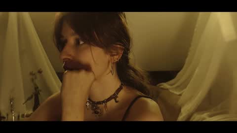 Coraline online show from 11-29-25, 06:33