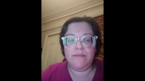 Marina online show from 10-28-25, 12:03