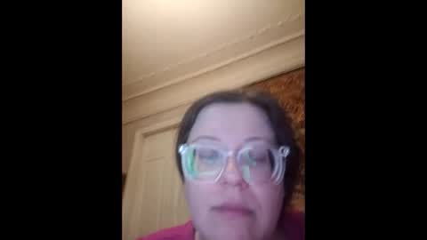 Snapshot of webgirl2 chatting on 04-28-26, 06:02 Marina online show from 04-28-26, 06:02