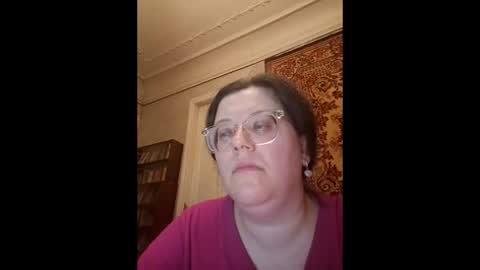 Snapshot of webgirl2 chatting on 05-09-26, 10:15 Marina online show from 05-09-26, 10:15