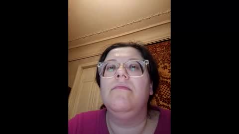 Snapshot of webgirl2 chatting on 05-13-26, 09:00 Marina online show from 05-13-26, 09:00