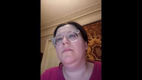 Snapshot of webgirl2 chatting on 05-15-26, 09:11 Marina online show from 05-15-26, 09:11