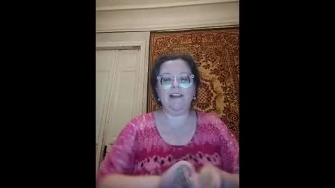 Snapshot of webgirl2 chatting on 05-29-26, 08:18 Marina online show from 05-29-26, 08:18