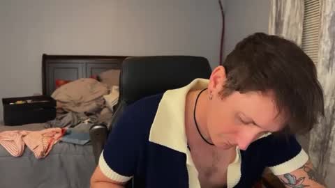 Snapshot of webslingxxxx chatting on 12-18-24, 10:57 webslingxxxx online show from 12-18-24, 10:57