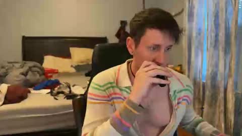 Snapshot of webslingxxxx chatting on 10-20-25, 09:48 webslingxxxx online show from 10-20-25, 09:48