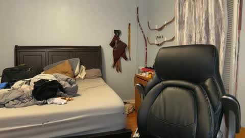 Snapshot of webslingxxxx chatting on 10-28-25, 10:23 webslingxxxx online show from 10-28-25, 10:23