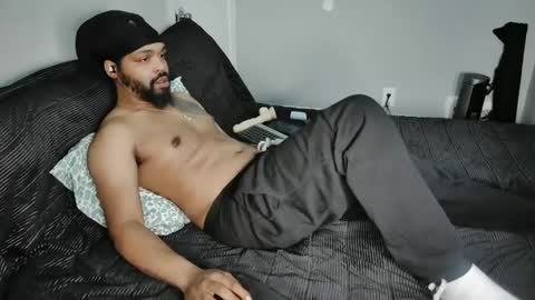 WeDaShit Come Vibe with me . online show from 12-15-24, 06:04