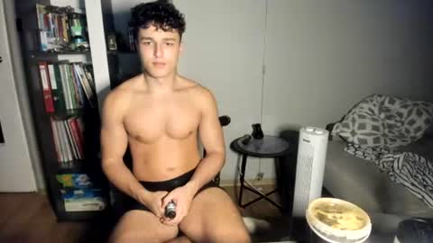 wee_willy_winky online show from 06-24-26, 01:15