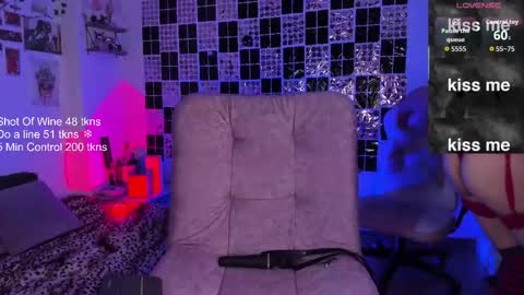 Snapshot of weed420moni chatting on 10-31-25, 06:58 weed420moni online show from 10-31-25, 06:58