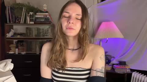 Weed Cookie online show from 12-19-24, 05:51