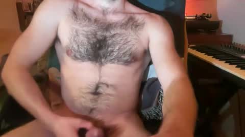 Snapshot of weemongo123 chatting on 12-03-25, 08:29 weemongo123 online show from 12-03-25, 08:29