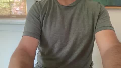 Snapshot of welcome_or_deal chatting on 05-31-26, 12:23 welcome_or_deal online show from 05-31-26, 12:23
