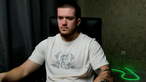 Snapshot of well_boy_ chatting on 01-15-26, 06:44 well_boy_ online show from 01-15-26, 06:44