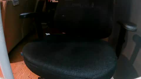Snapshot of wellandwelland chatting on 07-09-26, 01:37 wellandwelland online show from 07-09-26, 01:37