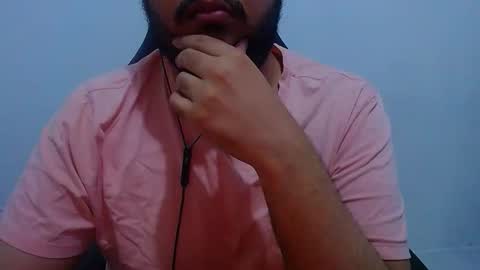 wellingtont online show from 12-14-25, 01:44