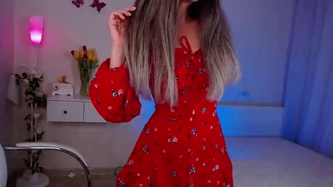 Wendi Foster online show from 02-17-26, 07:42