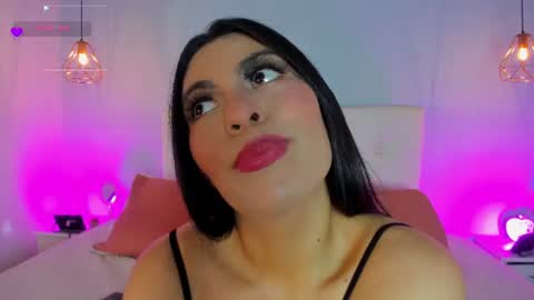 Snapshot of wendolyn_orange69_ chatting on 07-08-26, 02:21 Wendolyn online show from 07-08-26, 02:21