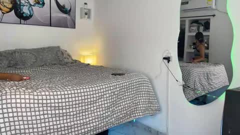 Snapshot of wendy_and_alex1712 chatting on 10-23-25, 10:08 Wendy Alex online show from 10-23-25, 10:08