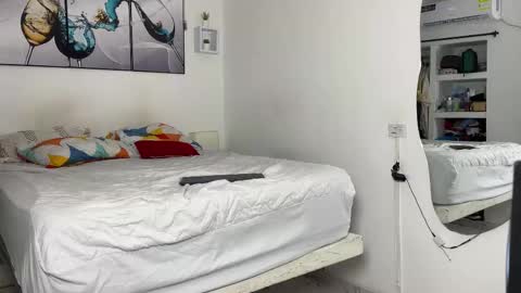 Wendy Alex online show from 03-10-26, 01:32