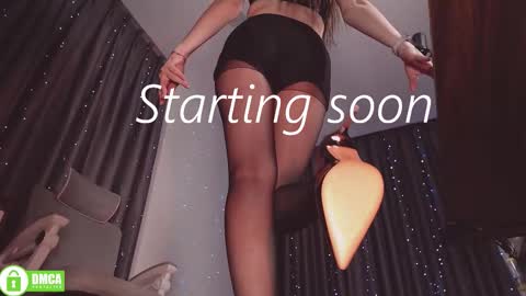 wendyemily online show from 10-20-25, 04:02