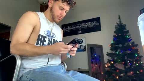 Snapshot of wentbrokeonstrippers chatting on 12-30-24, 04:51 Topjitt online show from 12-30-24, 04:51