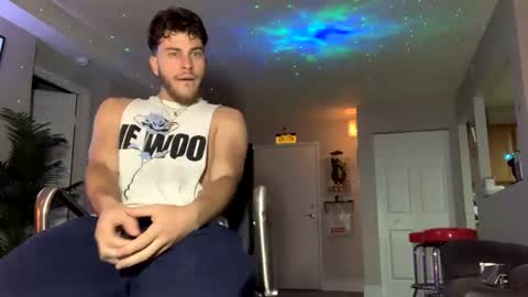 Snapshot of wentbrokeonstrippers chatting on 01-08-25, 03:08 Topjitt online show from 01-08-25, 03:08