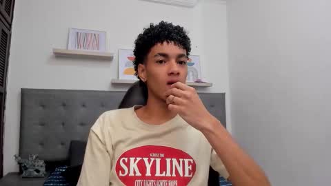 WES online show from 12-19-25, 02:24