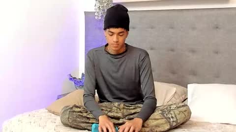 WES online show from 02-20-26, 03:45