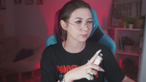 little girl who is always rightLisa online show from 12-15-24, 05:23