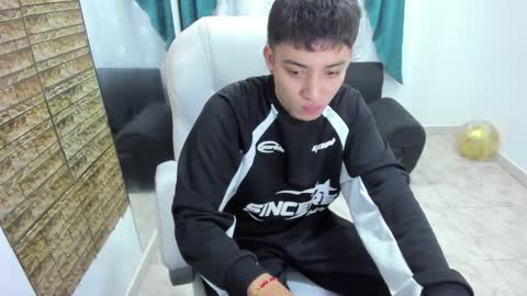 Snapshot of wesley_boy_ chatting on 02-10-26, 07:07 Wesley Boy online show from 02-10-26, 07:07