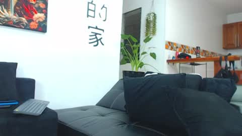 Snapshot of wesleyrogger chatting on 06-19-26, 08:01 Wesley Rogger online show from 06-19-26, 08:01