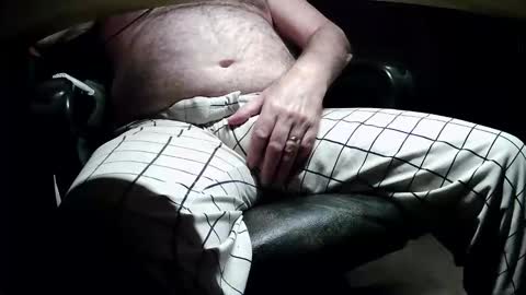 Snapshot of westvalleyguy54 chatting on 11-02-25, 01:30 westvalleyguy54 online show from 11-02-25, 01:30