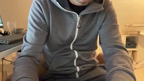 Snapshot of wet_adidasboy chatting on 09-22-25, 05:31 wet_adidasboy online show from 09-22-25, 05:31